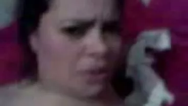 אבא מזוין בחורות משתוללות מאחורי הגב של אמא