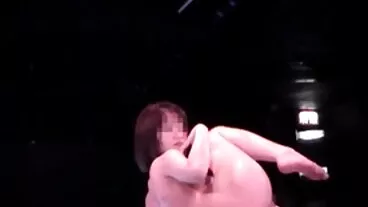 שועל חצוף בחורות ערומות במשולש