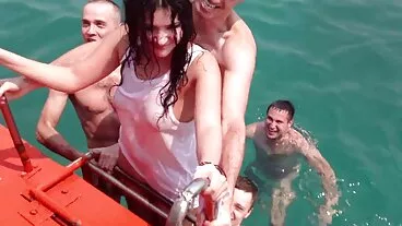 היפסטר הדק רוצה בחורות לטיניות להחליף Butt Plug 4 Cock