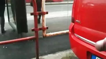 חוקר זעיר בחורות יפות בעירום מלא קשור וזיין על ידי מטרה!
