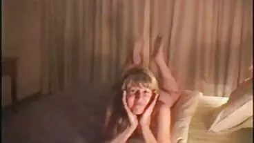 FACIALS4K: ג'ינג'י מתחנן לטיפולי פנים זורמים מרובים בשלישייה בפורנו HD בנות עם ציצי גדול
