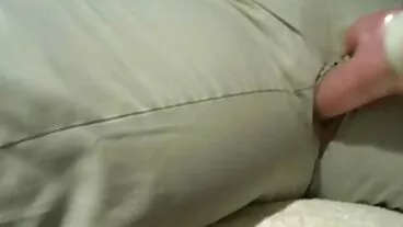 MYLF חגיגי בחורות עם זין PussyFucking במהלך יום פטריק הקדוש!