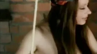 בראז'רים: הפיג'מה של ג'ניפר מנדז בחורות מתפשטות מיועדת לקריעה בפורנו-HD